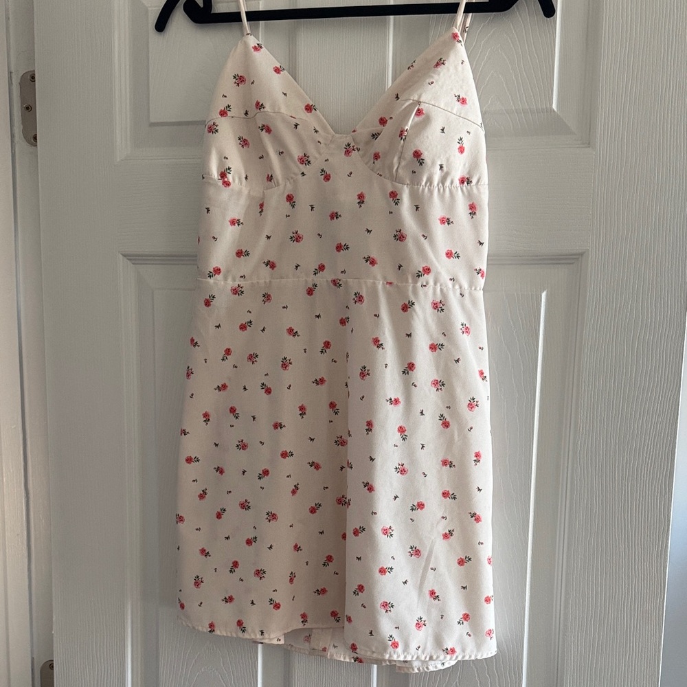 Skatie floral mini dress size medium